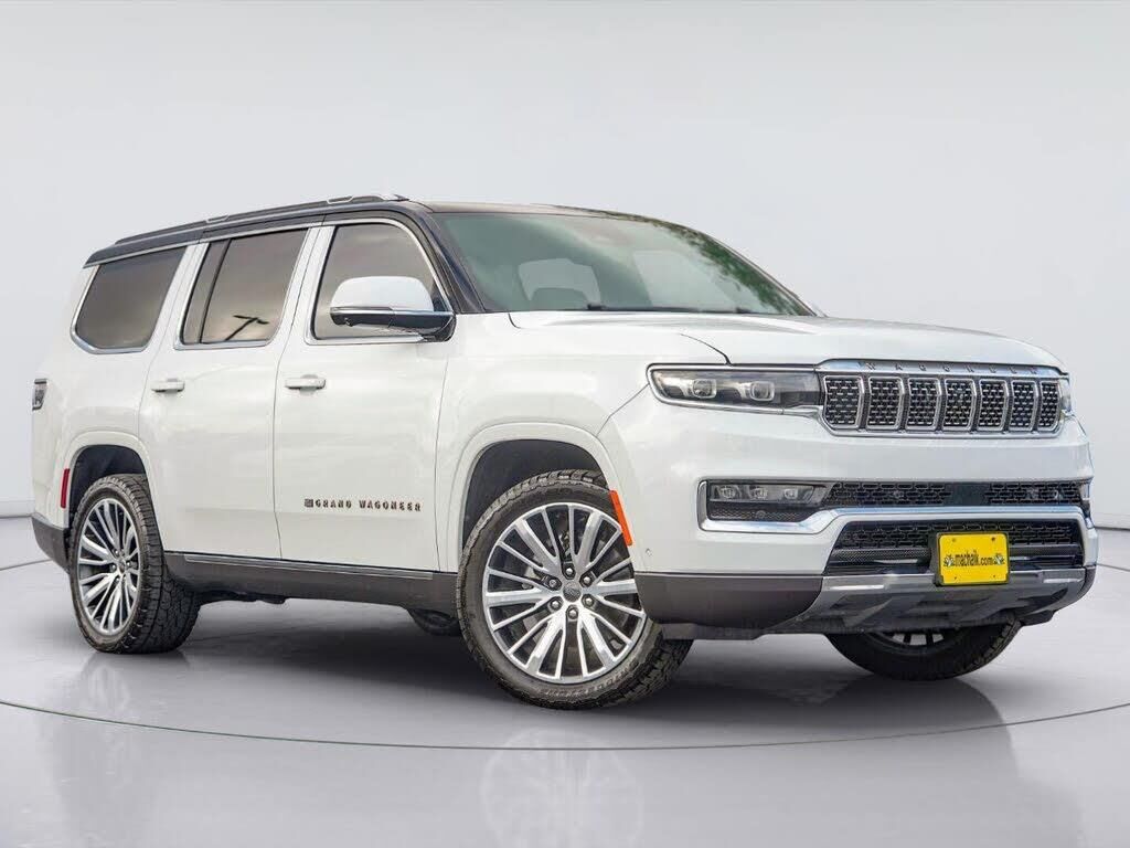 2022 Jeep Grand Wagoneer Series III — photo 1 of 1