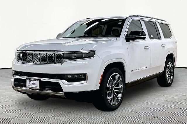 2025 Jeep Grand Wagoneer Series III — photo 1 of 39