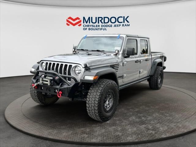 2020 Jeep Gladiator Sport — photo 1 of 13