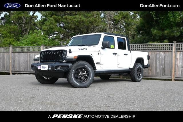 2024 Jeep Gladiator Sport — photo 1 of 26