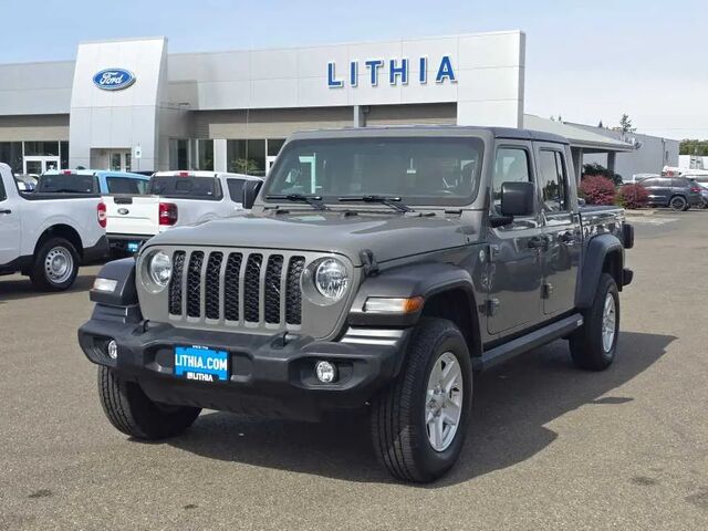 2020 Jeep Gladiator Sport — photo 1 of 13