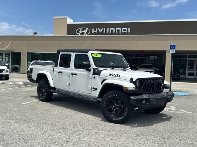 2022 Jeep Gladiator Willys — photo 1 of 1