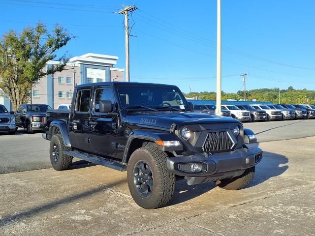 2023 Jeep Gladiator Sport