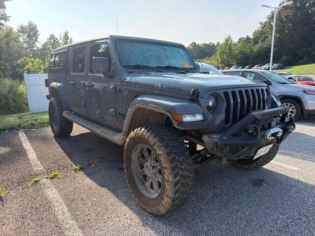 2021 Jeep Gladiator Sport