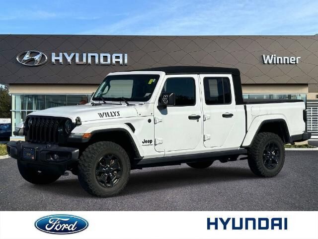 2022 Jeep Gladiator Sport