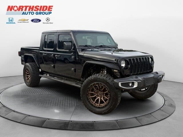 2023 Jeep Gladiator Sport — photo 1 of 13