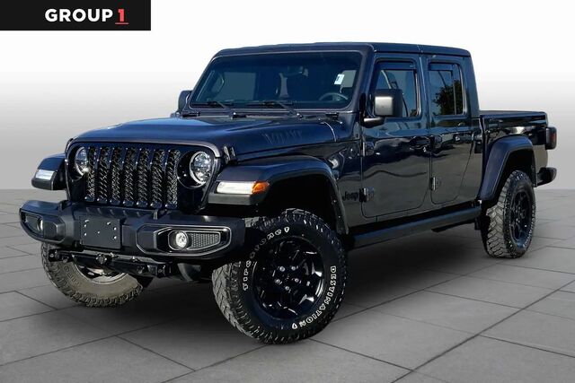 2023 Jeep Gladiator Sport