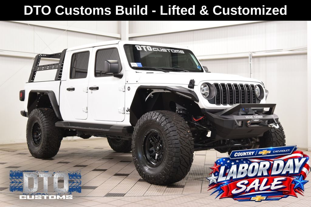 2024 Jeep Gladiator Sport — photo 1 of 13