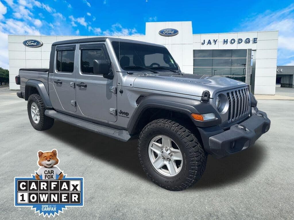 2020 Jeep Gladiator Sport — photo 1 of 1