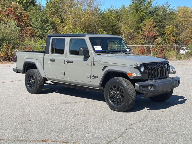 2022 Jeep Gladiator Sport