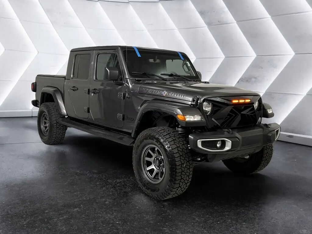 2023 Jeep Gladiator Sport — photo 1 of 41