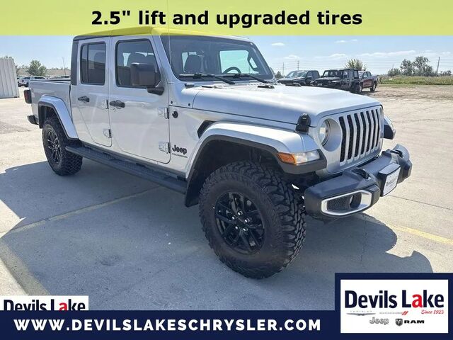 2023 Jeep Gladiator Sport