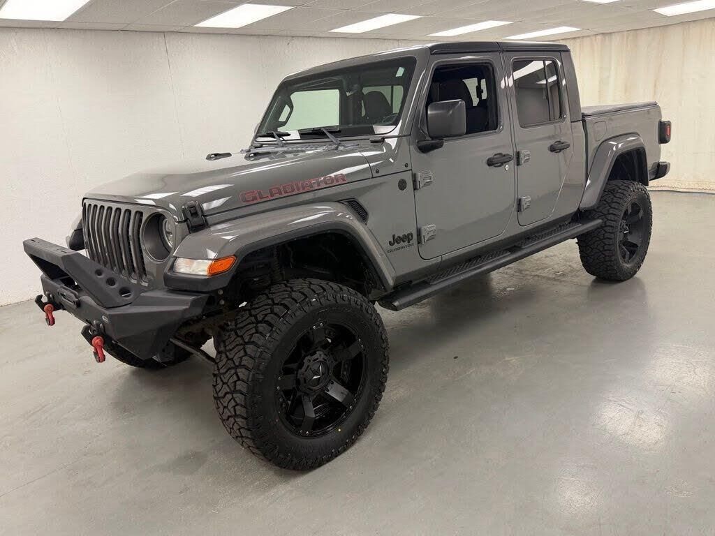 2020 Jeep Gladiator Sport — photo 1 of 1