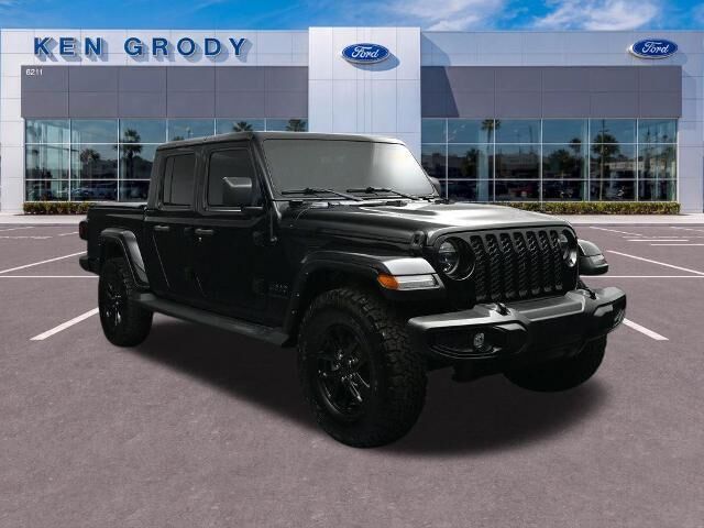 2022 Jeep Gladiator Sport