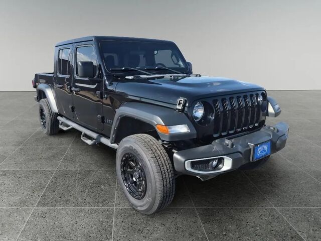 2023 Jeep Gladiator Sport