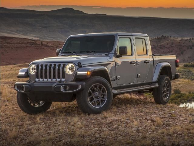 2021 Jeep Gladiator Sport — photo 1 of 14