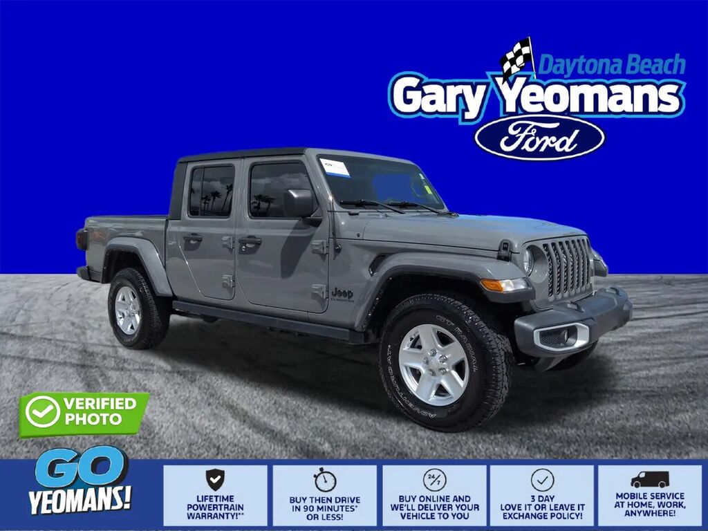 2022 Jeep Gladiator Sport — photo 1 of 13
