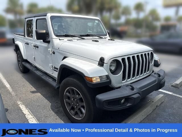 2021 Jeep Gladiator Sport — photo 1 of 37