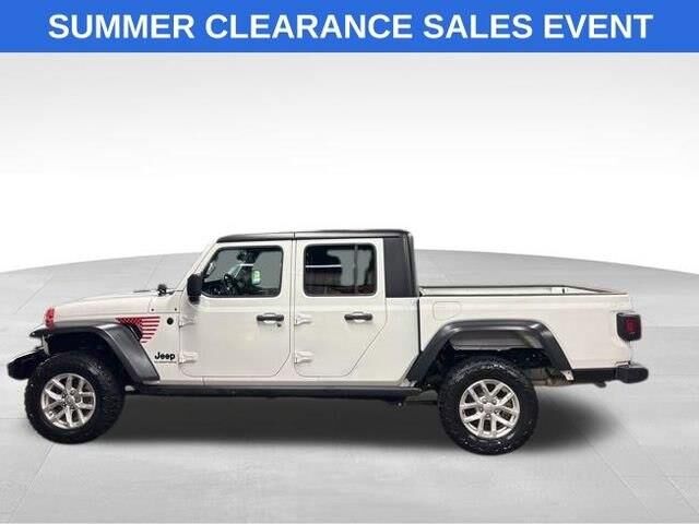 2023 Jeep Gladiator Sport — photo 1 of 13
