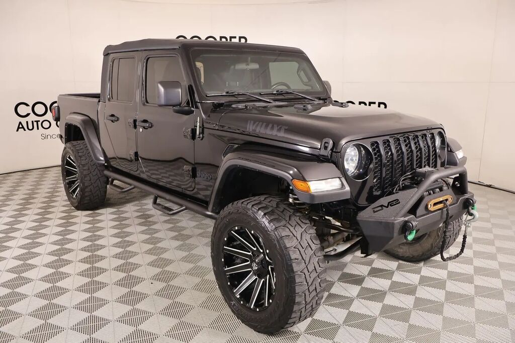 2022 Jeep Gladiator Sport — photo 1 of 14