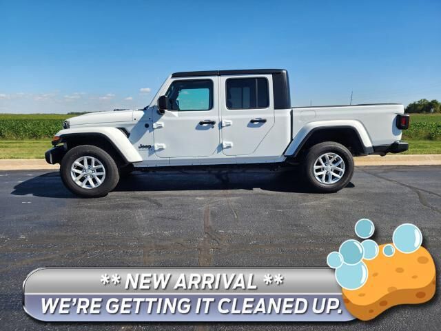 2023 Jeep Gladiator Sport