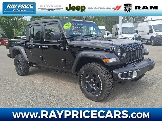 2023 Jeep Gladiator Sport