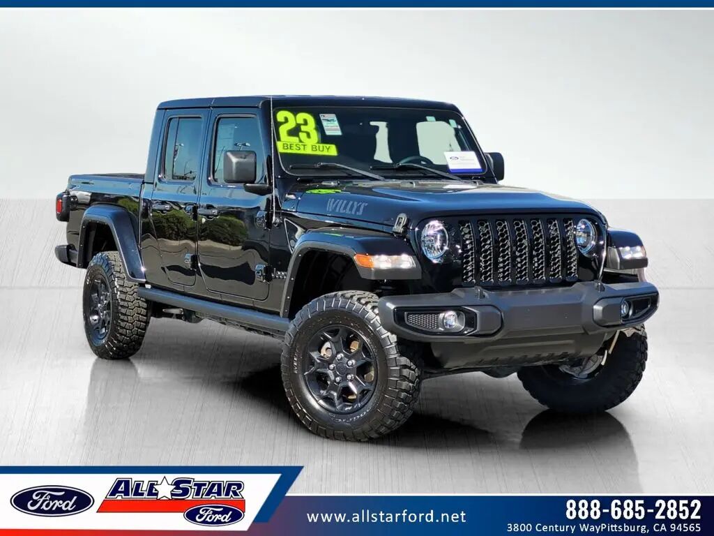 2023 Jeep Gladiator Sport — photo 1 of 13