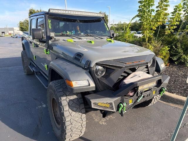 2020 Jeep Gladiator Sport