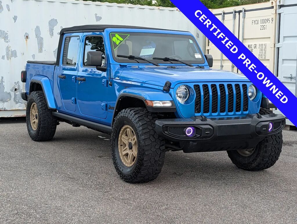 2021 Jeep Gladiator Sport — photo 1 of 3