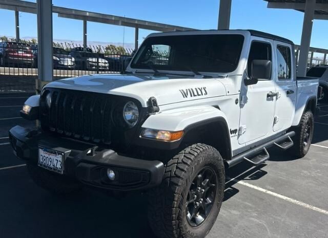 2023 Jeep Gladiator Sport — photo 1 of 7