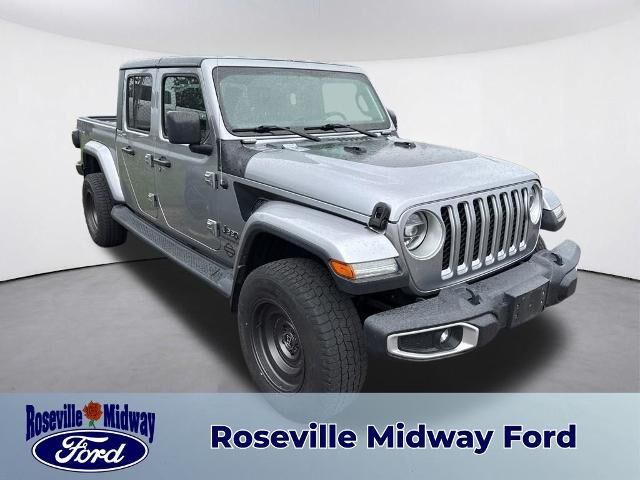 2020 Jeep Gladiator Overland — photo 1 of 50