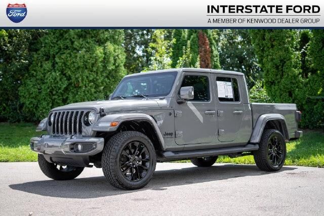 2022 Jeep Gladiator Overland
