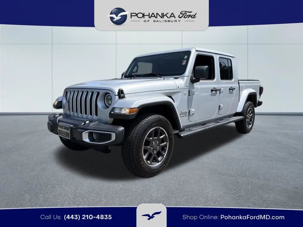 2023 Jeep Gladiator Overland — photo 1 of 13