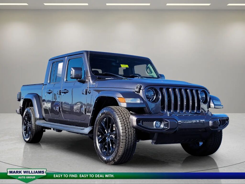 2021 Jeep Gladiator Overland — photo 1 of 12