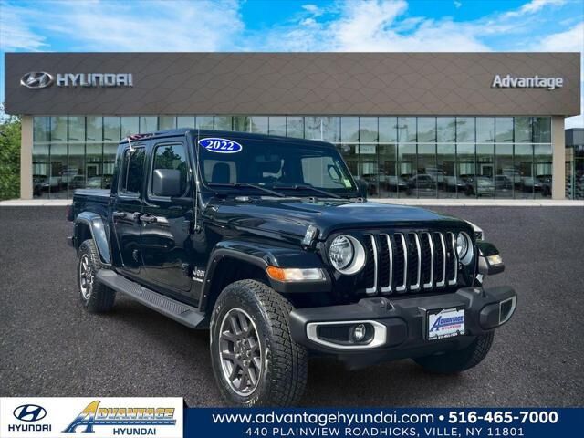 2022 Jeep Gladiator Overland — photo 1 of 1