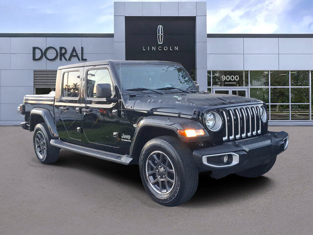 2022 Jeep Gladiator Overland
