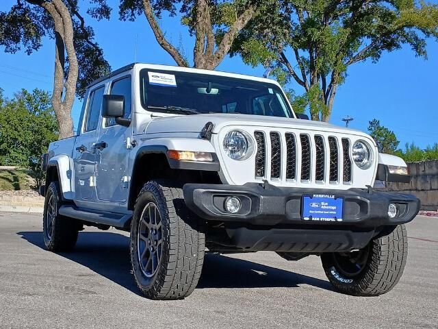 2020 Jeep Gladiator Overland