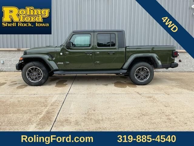 2022 Jeep Gladiator Overland