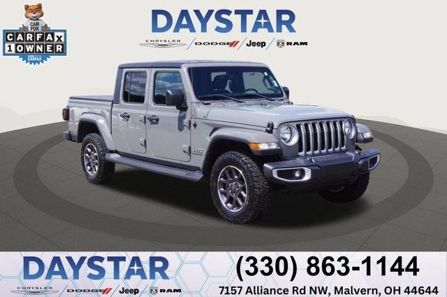 2022 Jeep Gladiator Overland — photo 1 of 2