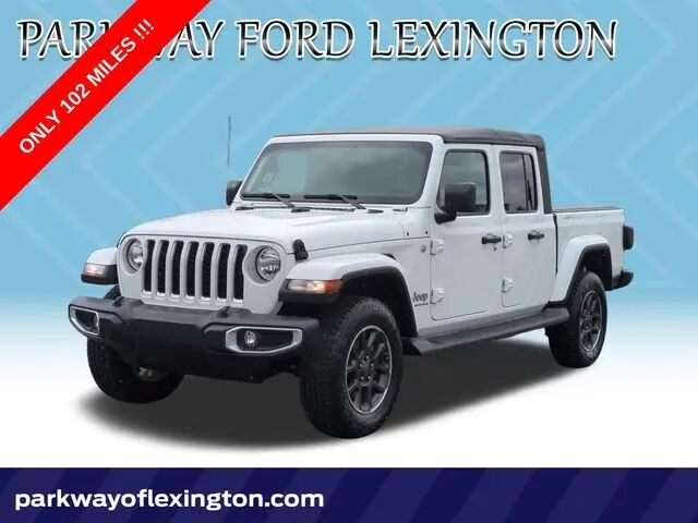2023 Jeep Gladiator Overland — photo 1 of 13