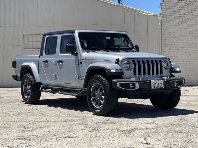 2022 Jeep Gladiator Overland