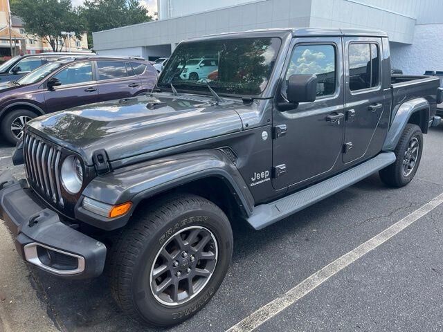 2022 Jeep Gladiator Overland — photo 1 of 4