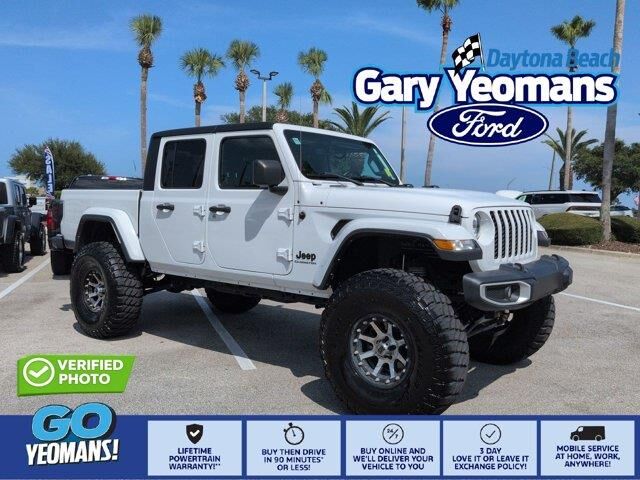 2022 Jeep Gladiator Sport — photo 1 of 3