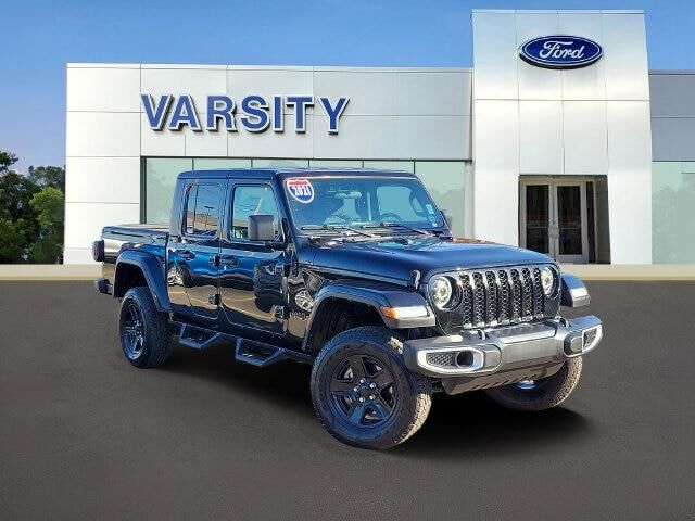 2021 Jeep Gladiator Sport