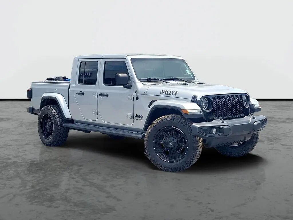 2023 Jeep Gladiator Willys Sport — photo 1 of 22