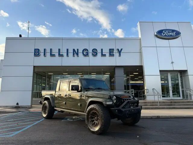 2022 Jeep Gladiator Sport