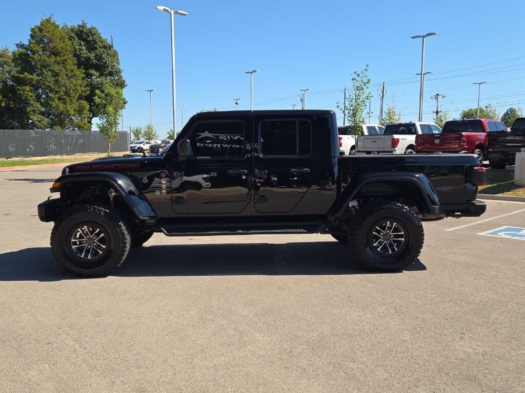 2022 Jeep Gladiator Rubicon — photo 1 of 12