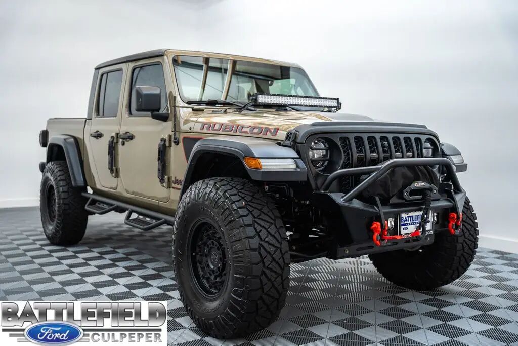 2020 Jeep Gladiator Rubicon — photo 1 of 19
