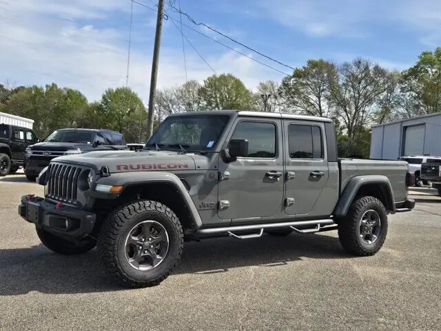 2021 Jeep Gladiator Rubicon — photo 1 of 13