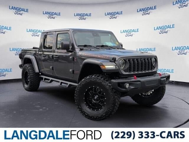 2024 Jeep Gladiator Rubicon — photo 1 of 14